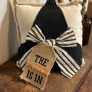 Halloween throw pillow witches hat